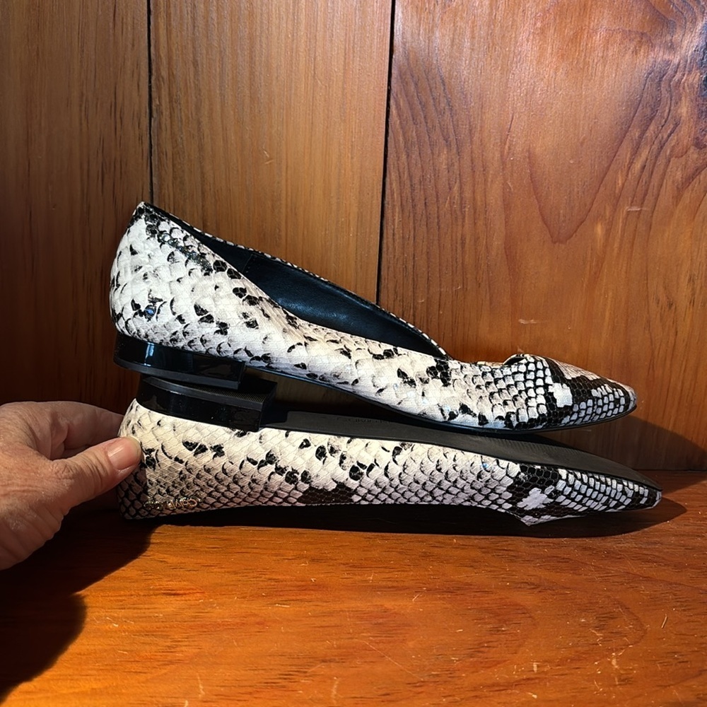 Calvin Klein Emerin Snake Print Leather Dressy Ballet Flats size 8 - Picture 7 of 9